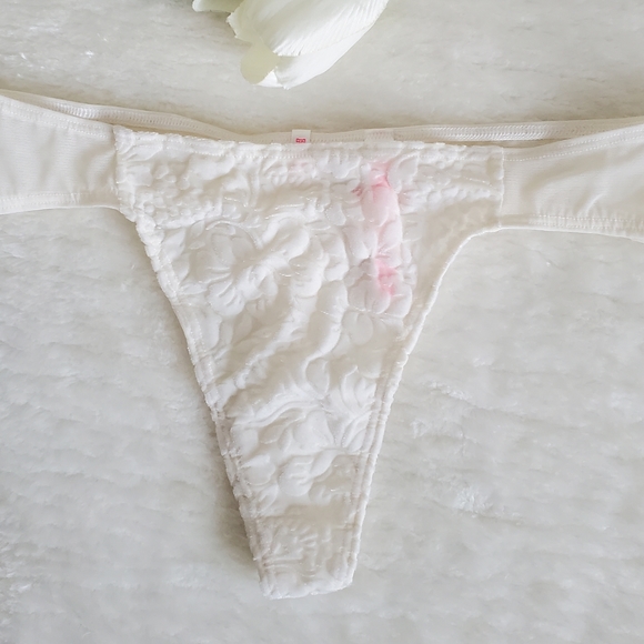 PINK VICTORIA'S SECRET PANTY SIZE M - Picture 2 of 6